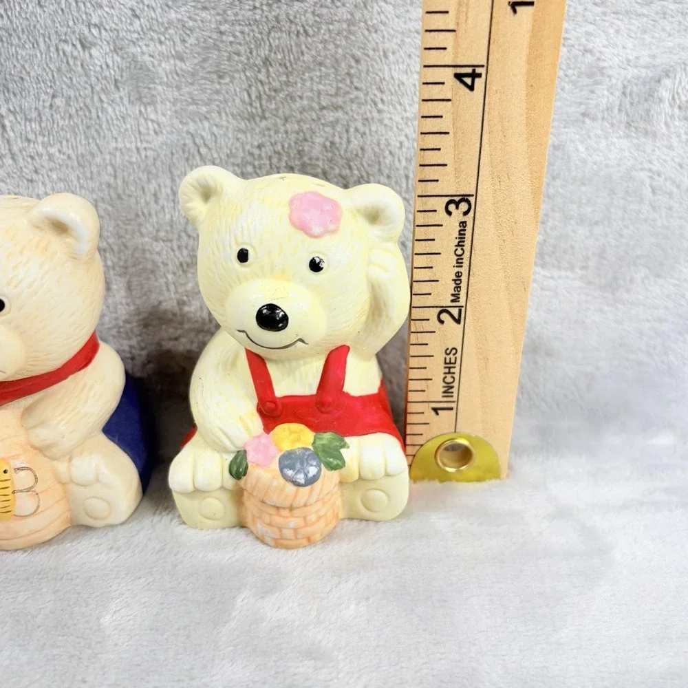 Vintage Teddy Bear Salt & Pepper‎ Shakers Honey Bee, Flowers 3